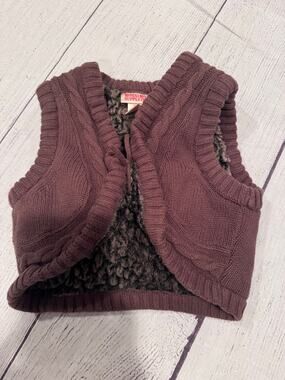 Mossimo Brown Cable Knit Vest with Faux Fur Lining Size S
